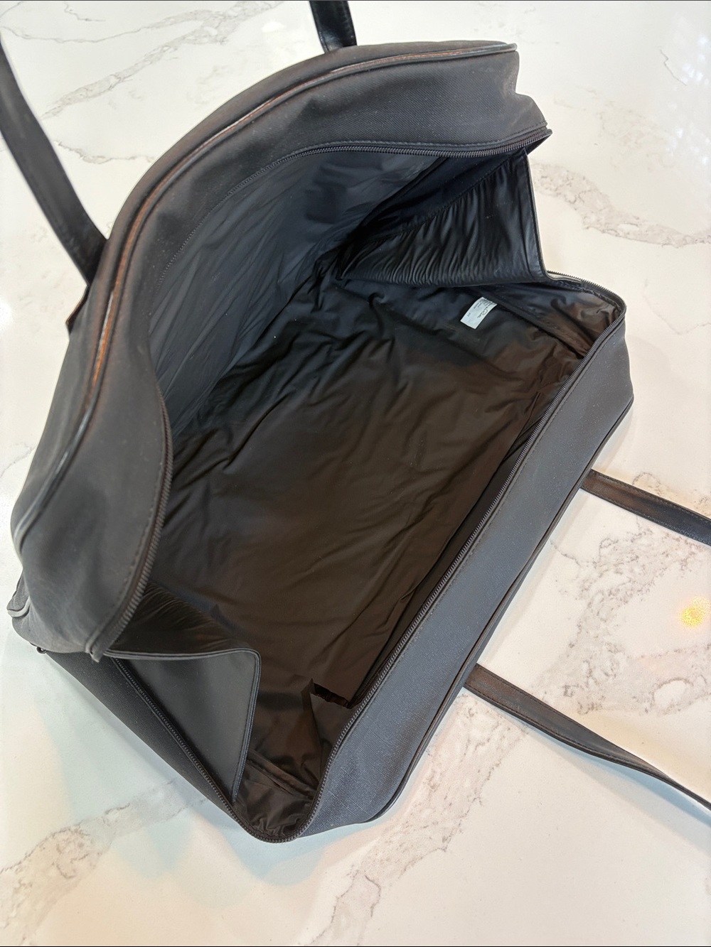 Oscar de la Renta Black Laptop Tote Bag - Picture 6 of 11